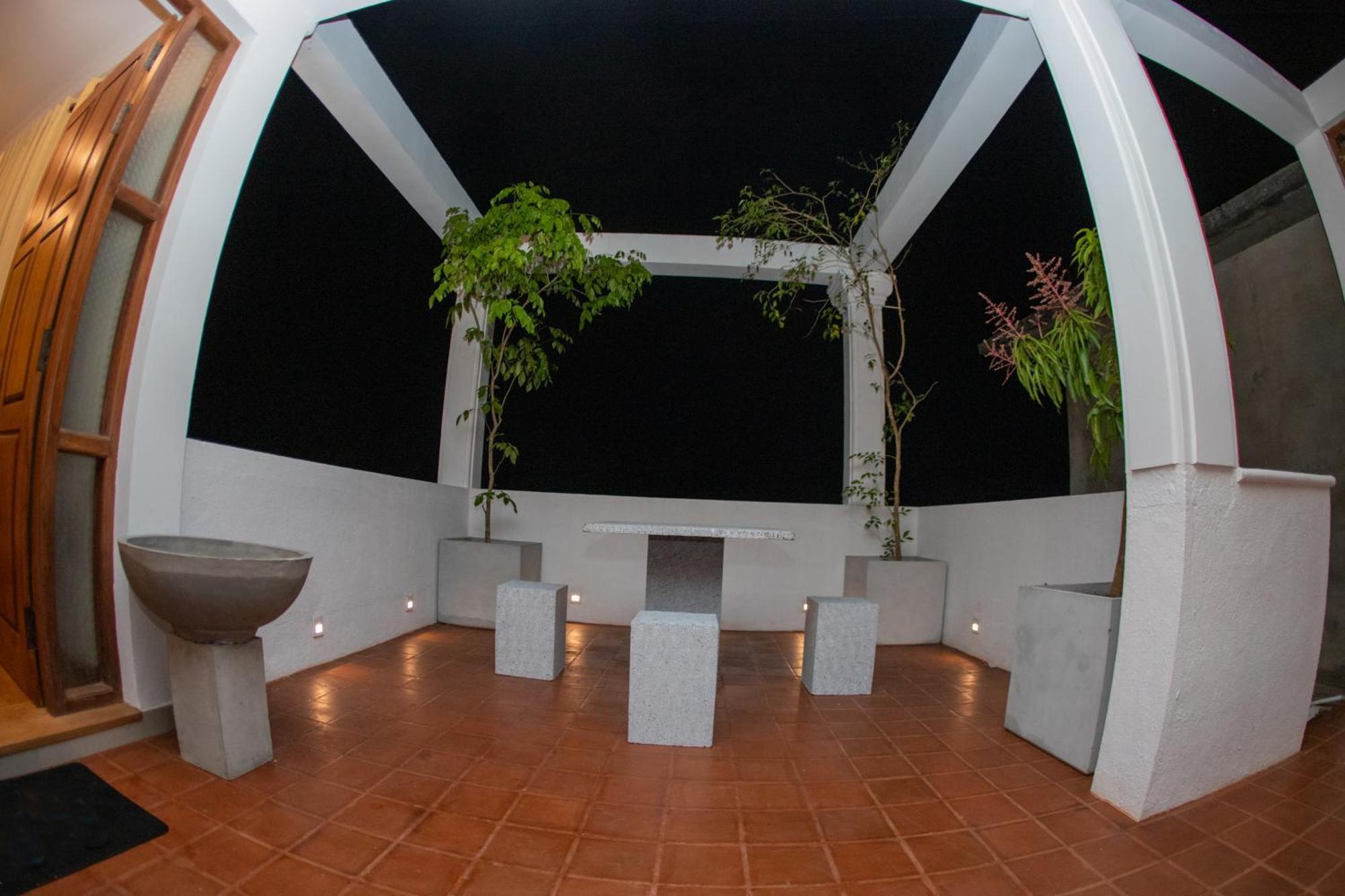 Golden Shower Inn Kandy Eksteriør billede